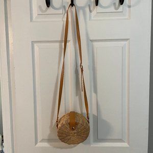 Round Straw Bag Cross-Body Tan